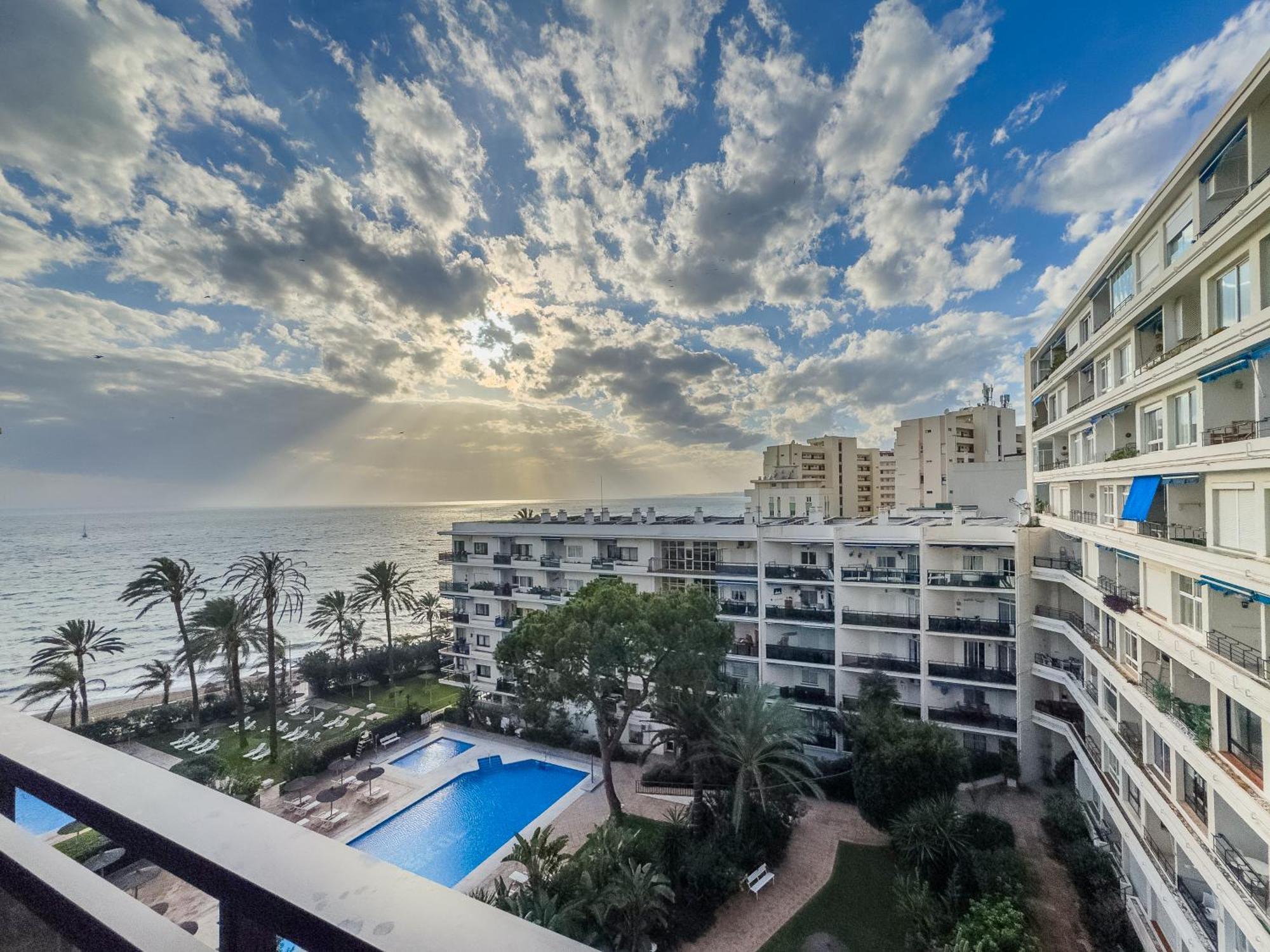 Skol 408A 2 Bedrooms Duplex With Sea Views Марбелья Экстерьер фото